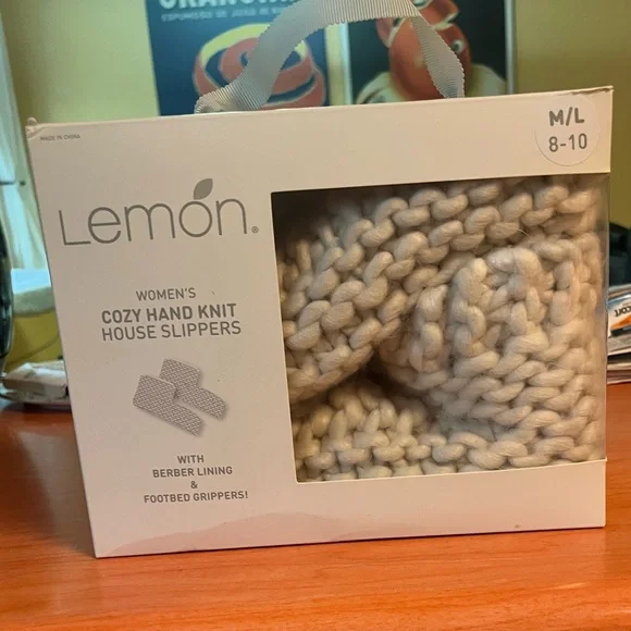 Lemon Women's Hand Knit Slippers - Cream - Picture 9 of 9